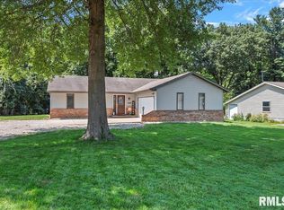 14093 Villa Maria Ln, Athens, IL 62613