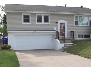 4525 Ozark St NE, Cedar Rapids, IA 52402