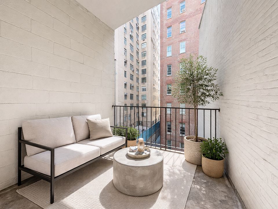 1st image of 16 W 82nd St APT 2B