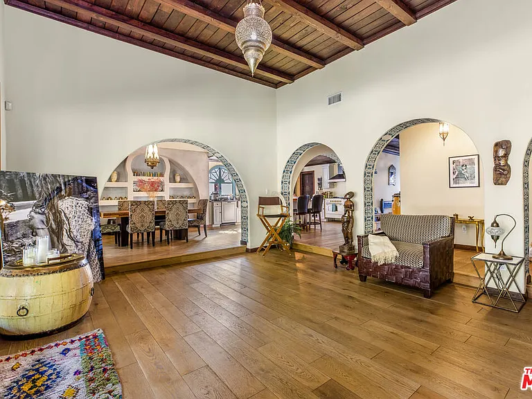 3092 Laurel Canyon Blvd — Photo 5