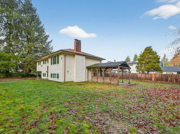 22939 128th Ave, Maple Ridge, BC V2X 4R7