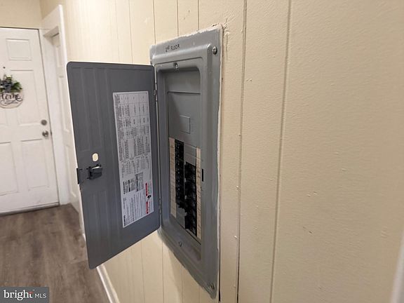 3rd image of 119 N Stockton St