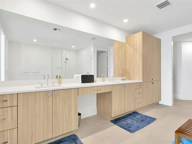 2910 W Barcelona St #1004 — Photo 18