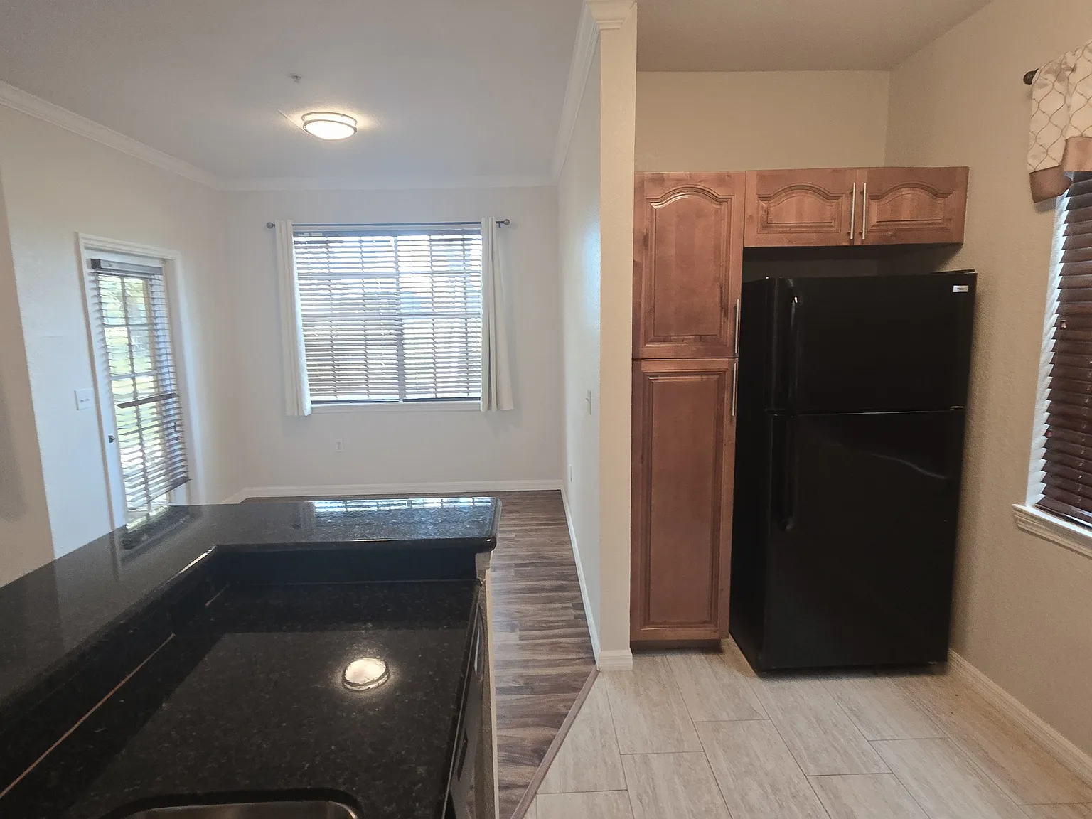 2600 Robert Trent Jones Dr, Unit 916, Orlando, FL 32835 - 1 — Photo 2