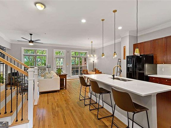 2nd image of 1618 Mosaic Way