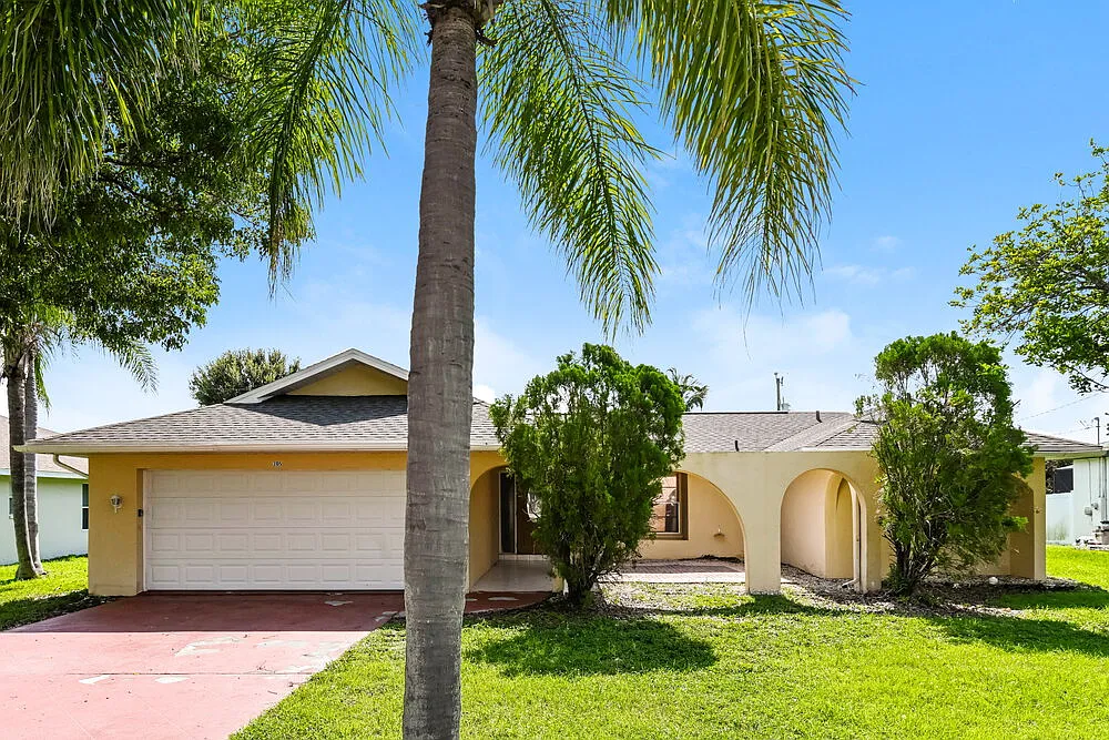 3 bed, 2.0 bath, 1519 sqft, $1,695 — Photo 1