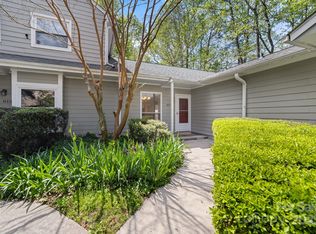 817 Sardis Cove Dr, Charlotte, NC 28270