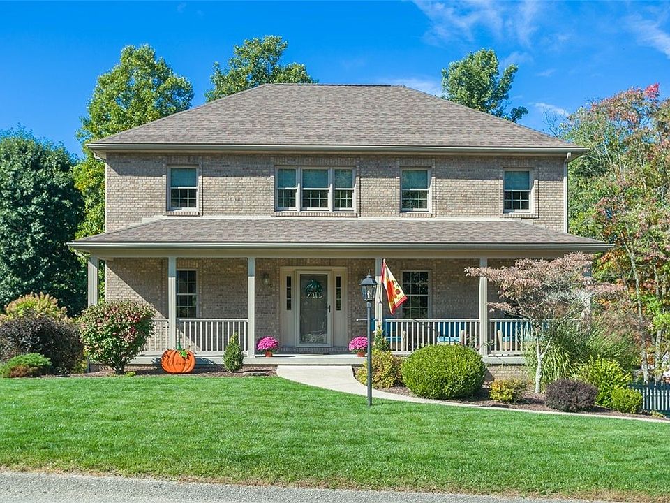 1st image of 220 Apple Hill Dr