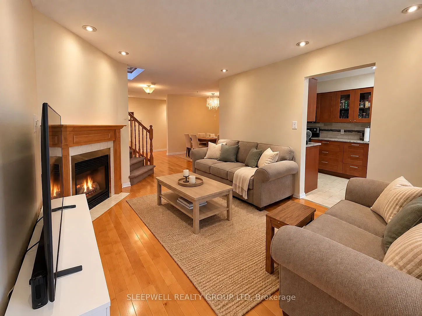 3 bed, $2,600 — Photo 2