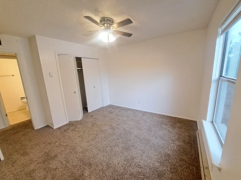 1345 Branson Ave #1D — Photo 9