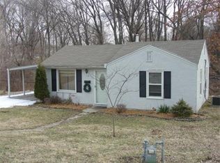 1119 S 49th Dr, Kansas City, KS 66106