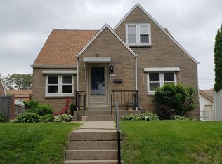 2331 S 59th St, West Allis, WI 53219