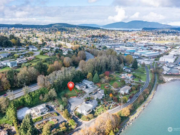 207 Mansfield Court, Anacortes, WA 98221