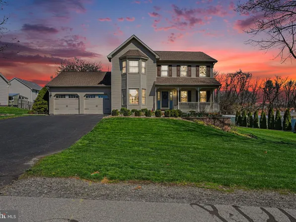 3 Sheeley Ln, Boiling Springs, PA 17007