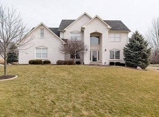 13655 High Point Cir, Fishers, IN 46038