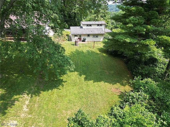 4th image of 713 Grace Ave