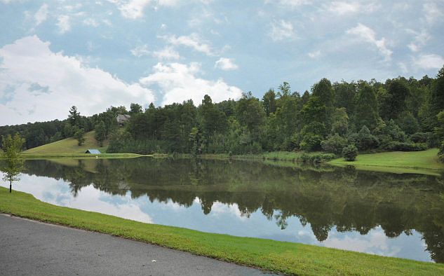 2nd image of Reserve Dr