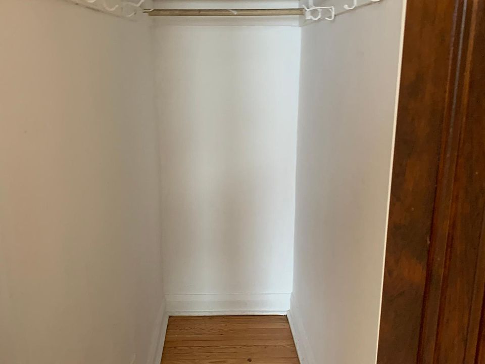 1st image of 2141 Gunderson Ave #202