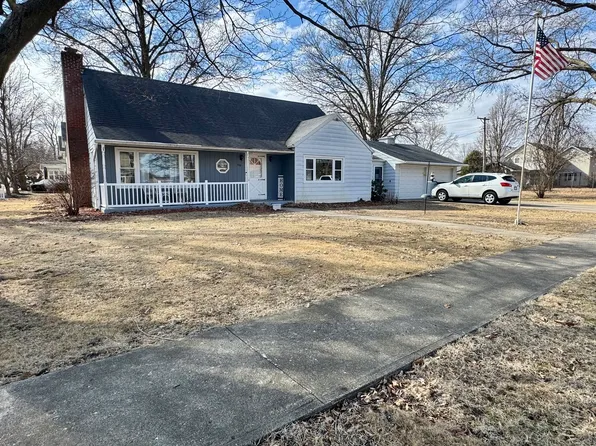 208 E Market St, Tampico, IL 61283