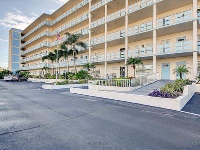 2850 59th St S APT 505, Gulfport, FL, 33707