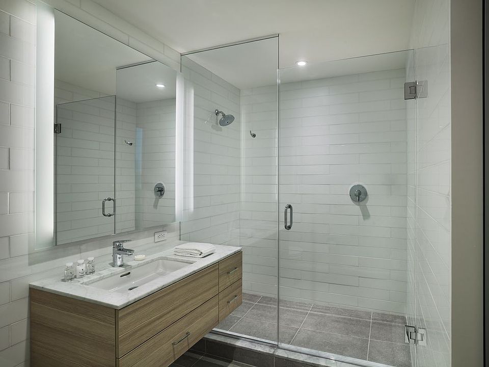 2nd image of 84 William St Frnt 1
