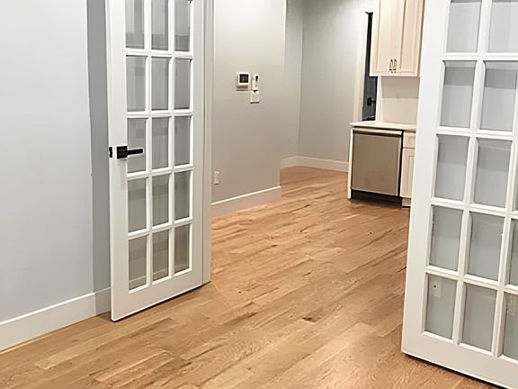 4th image of 223 Halsey St #2D