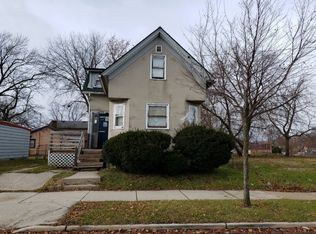 1144 Center St, Racine, WI 53403