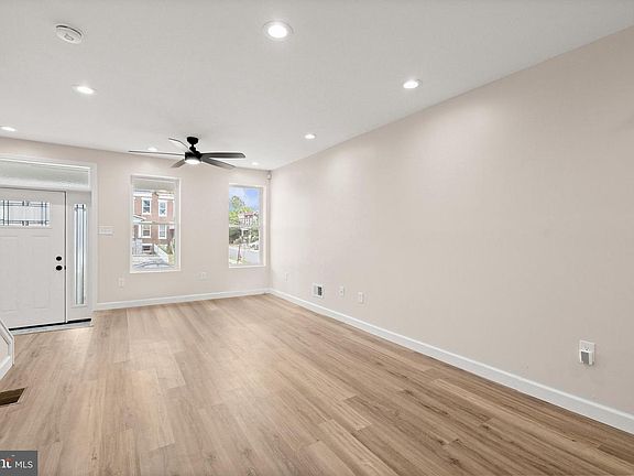 3rd image of 2815 W Cold Spring Ln