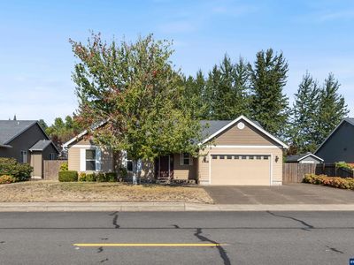 1368 SE Barberry Ave, Dallas, OR, 97338