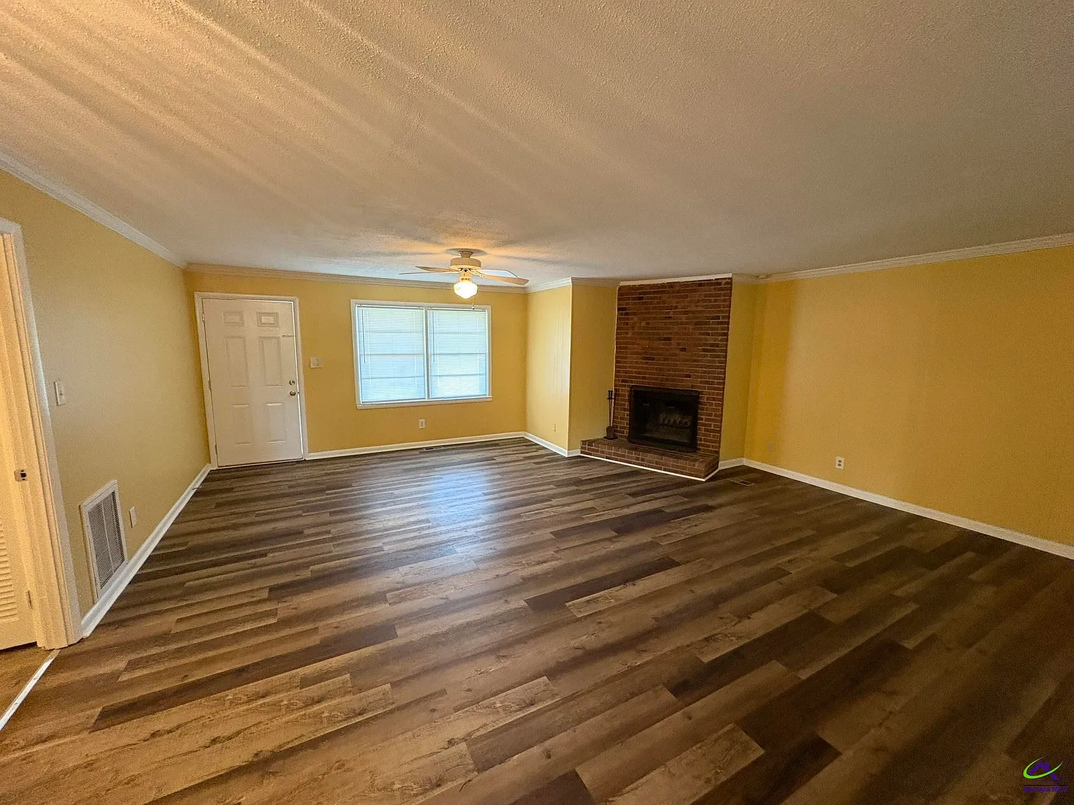 4 bed, 3.0 bath, 1852 sqft, $1,700 — Photo 4