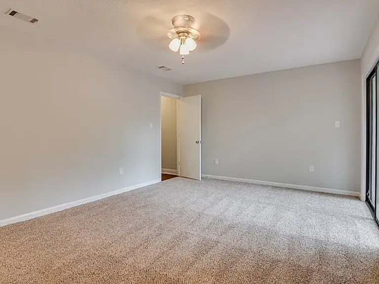 223 Ronstadt Dr — Photo 6