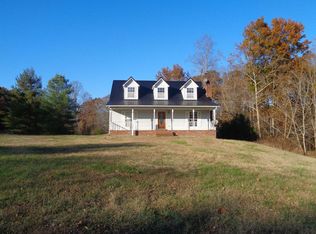 70 E Hannah Rd, Summertown, TN 38483