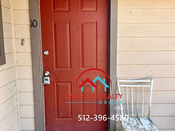 2nd image of 402 Fredericksburg St #10