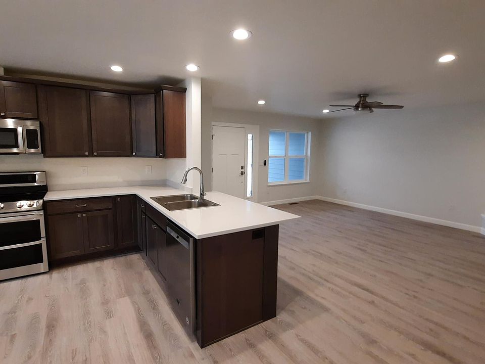 Kitchen, living, great room