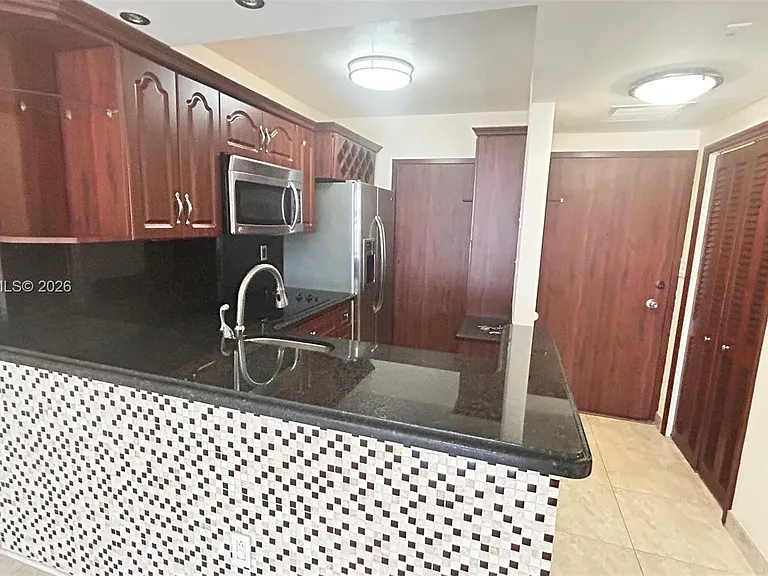 2899 Collins Ave #938 — Photo 15