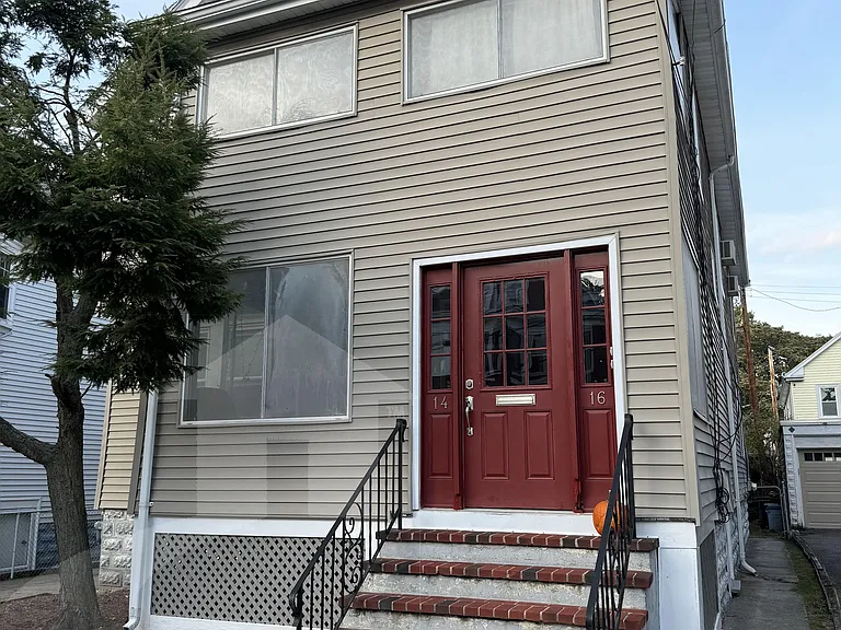 18 Irvington Rd #1 — Photo 9