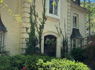 1204 Queensferry Rd, Cary, NC 27511