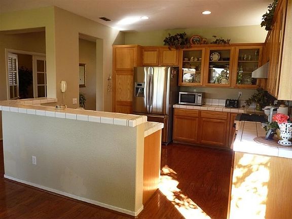 3rd image of 6257 Rose Garden Ln