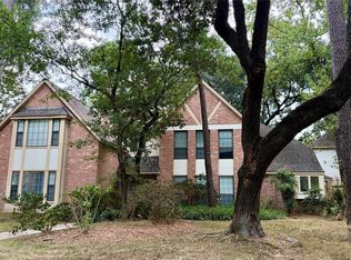 5622 Willow Walk St, Houston, TX 77069