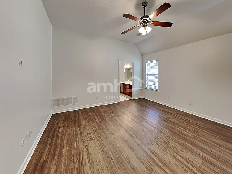 1673 Farkleberry Dr — Photo 11