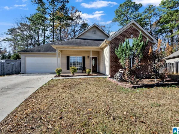 503 Park Village Ln, Alabaster, AL 35007