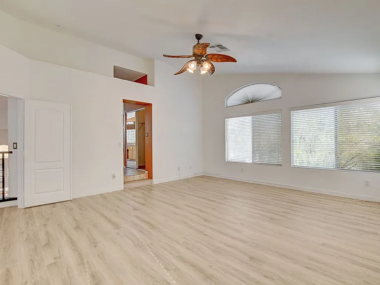 8401 Desert Quail Dr — Photo 43
