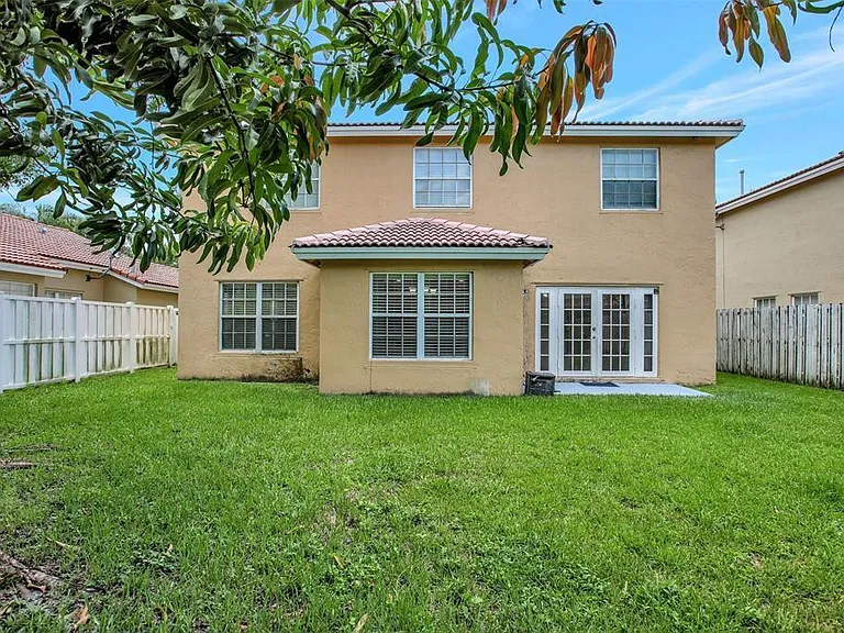 2355 NW 138th Dr — Photo 29