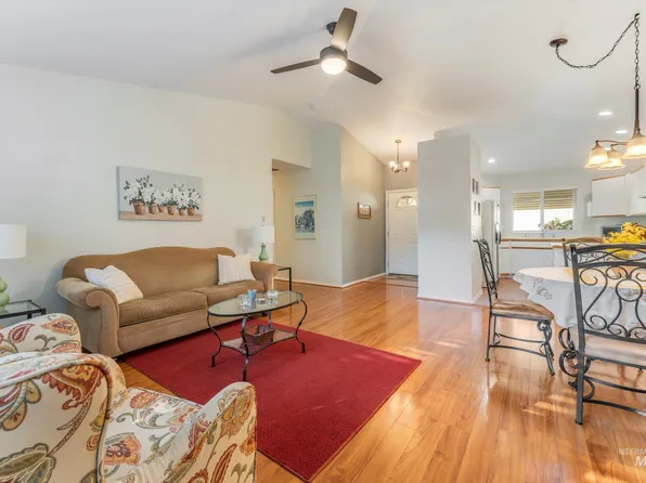 8464 W Ustick Rd, Boise, ID 83704