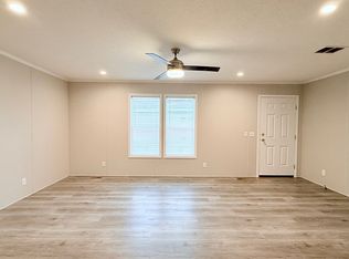 29647 Erie Ct, Chesterfield, MI 48051