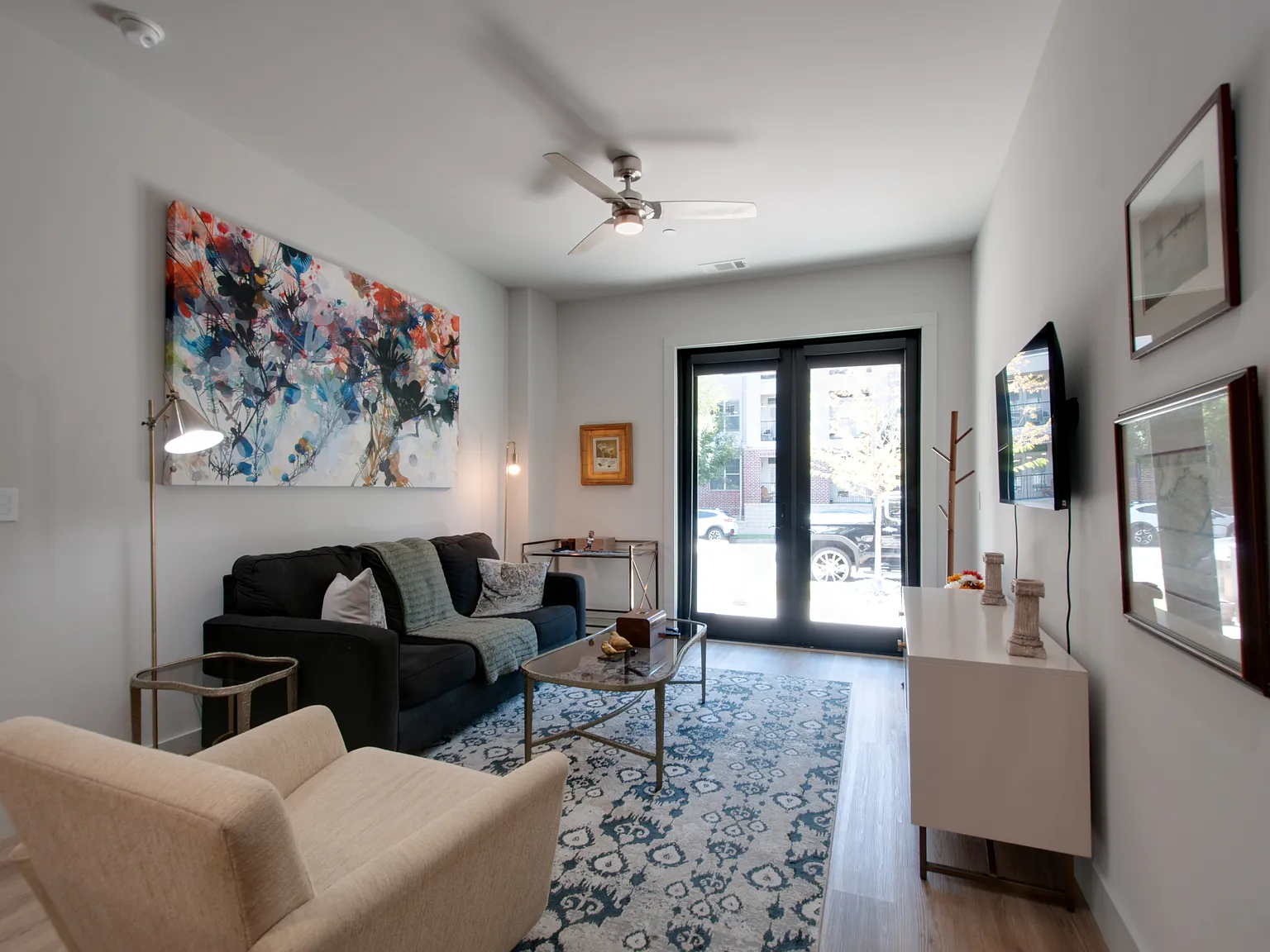 2 bed, 1105 sqft, $2,495 — Photo 4