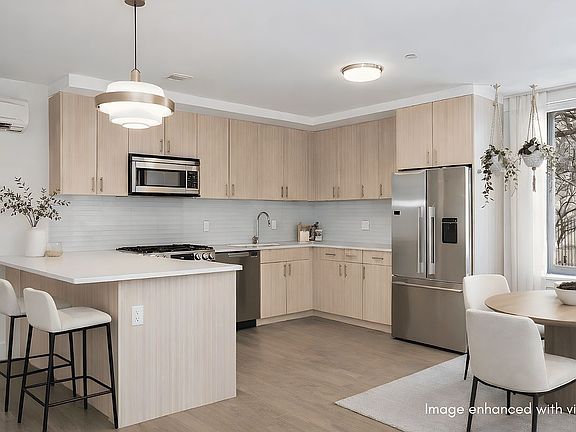 3rd image of 52 Convent Ave #1C