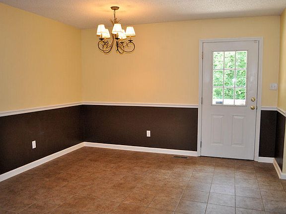 5th image of 632 Water Oak Dr