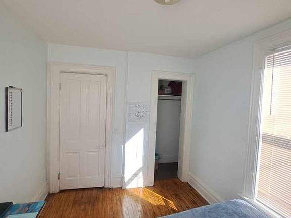 5th image of 1119 Mineral Point Ave