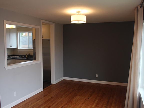 5th image of 7 Montebello Dr